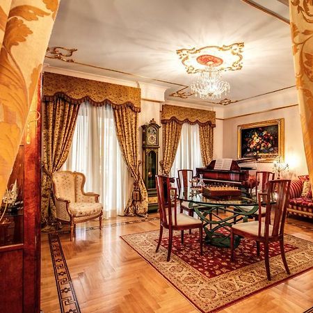 소렌토 Domus Vittoria - The Luxury Quintessence 아파트 외부 사진
